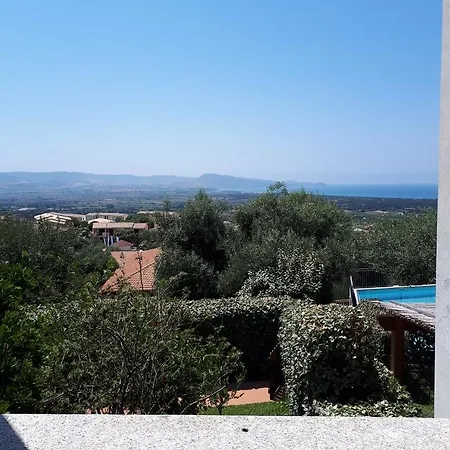 La Minda With A Stunning View Villa
