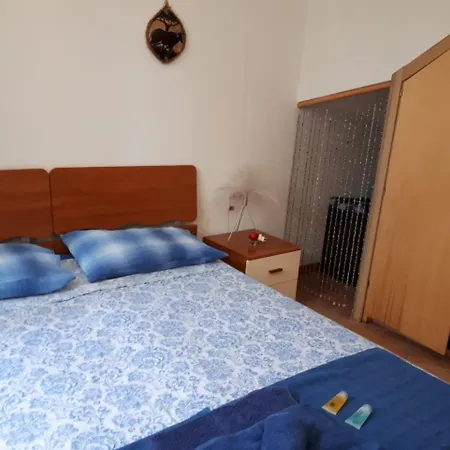 La Minda With A Stunning View *